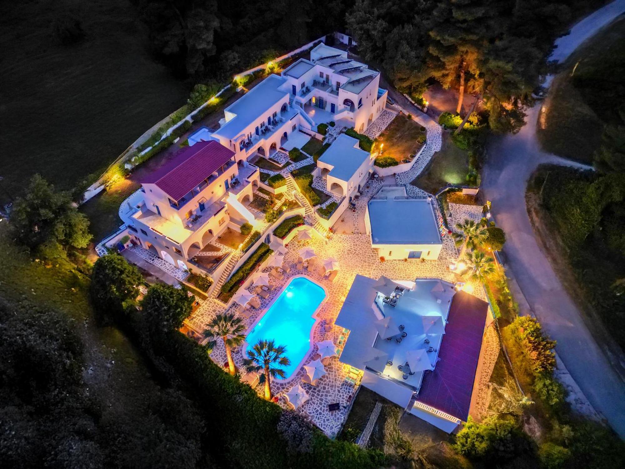 Theo Bungalows Boutique Hotel Kriopigi Buitenkant foto